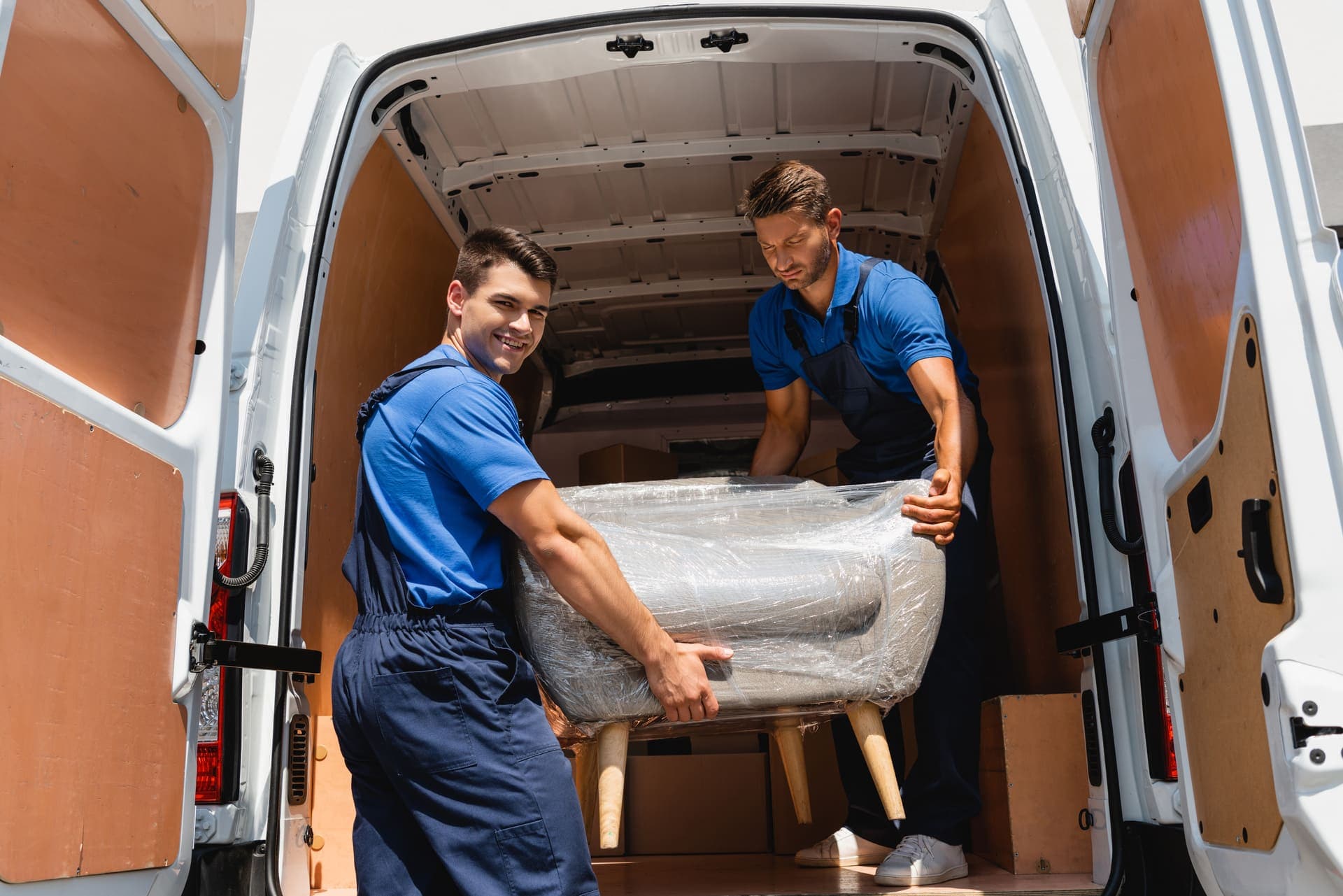 Tampa junk removal crew